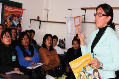 “Growing with our guaguas (children)” information workshops.
